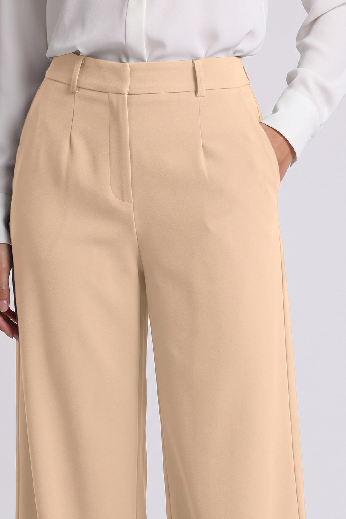 Elise Trousers in Beige, waist and pleat detail
