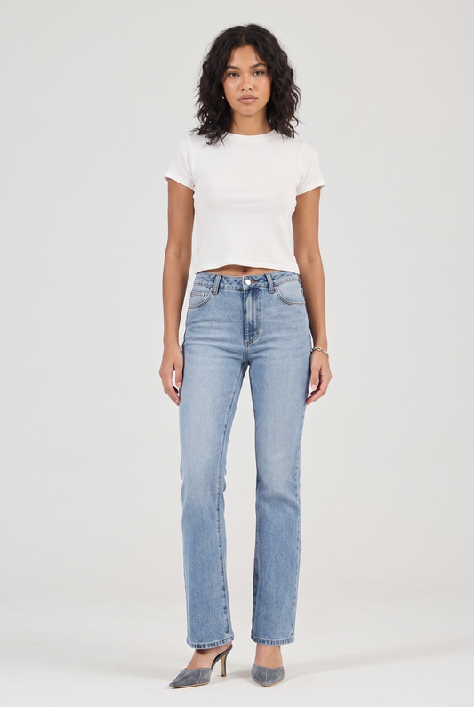 Marlowe Vintage Bootcut Jeans - Dreamy Blue front