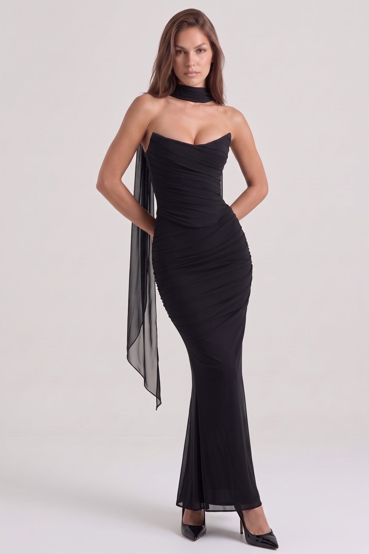 Juliette Corset Maxi Set - Black - pose